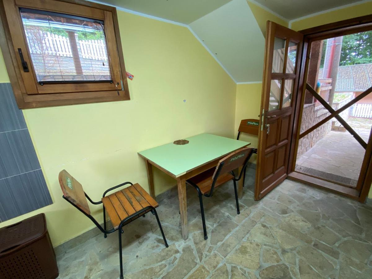 Hotel Konaci Nikola Banja Vrujci à Gornja Toplica Extérieur photo